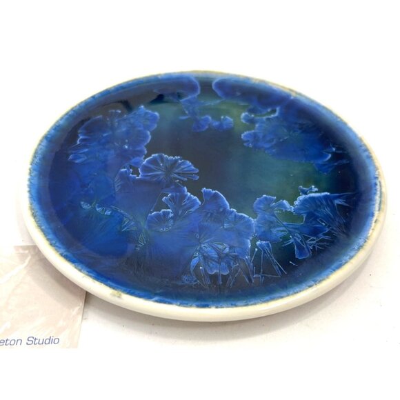 Alexis Templeton Newfoundland Glazed Ceramic Plate 6.5" Blue & White Handcrafted - Picture 2 of 7